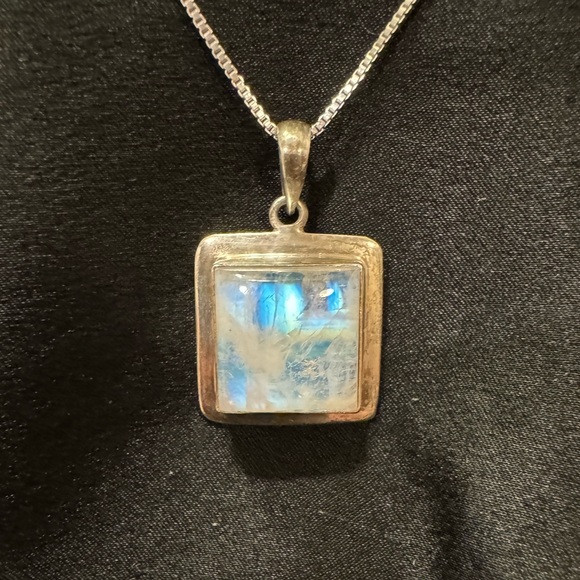 unknown Jewelry - ✨Sold✨ Vintage Moonstone / 925 Sterling Silver Necklace